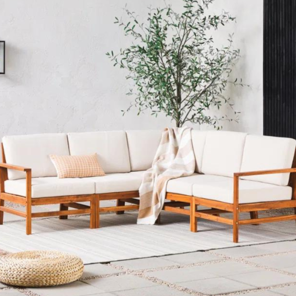 Sleek Outdoor Seating: Perfect for Patio or Garden