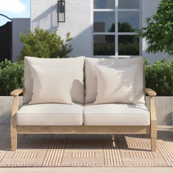 Comfort Meets Nature: Cozy Outdoor Sofa Sets